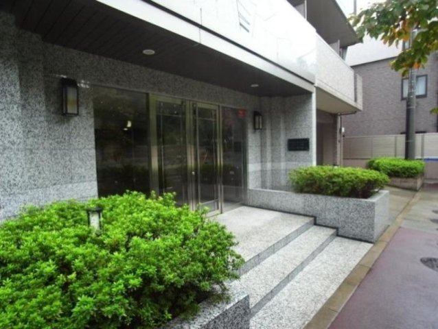 板橋区上板橋２丁目の賃貸マンションのエントランス