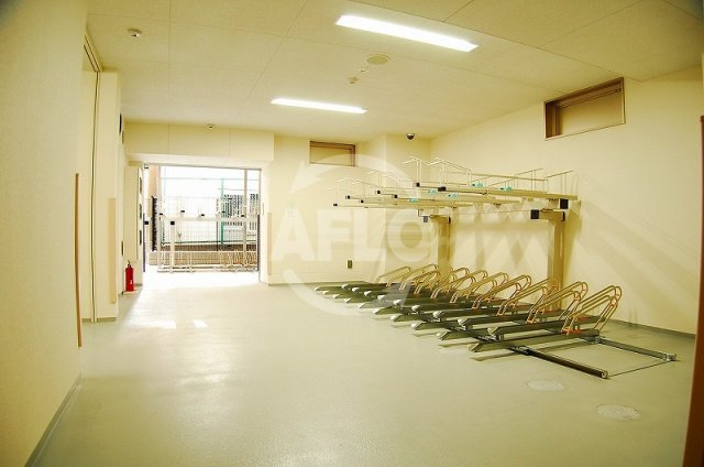 エスライズ北堀江の駐車場|エスライズ北堀江　駐輪場