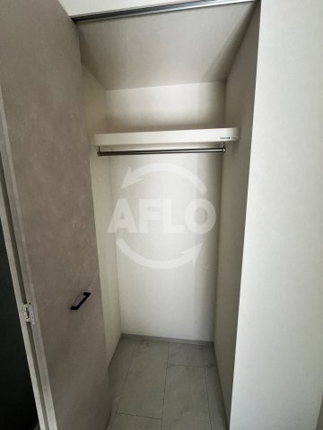 アーバネックス堺筋本町　開平小学校区の収納|アーバネックス堺筋本町　クローゼット