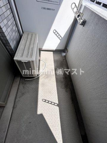 エスリード野田阪神駅前のバルコニー