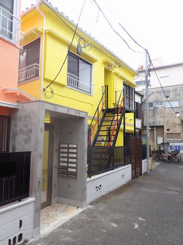 クレール千駄木 B棟の外観