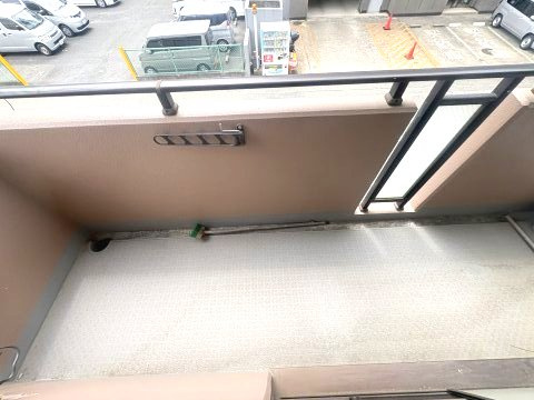 グランドステージ江坂のバルコニー