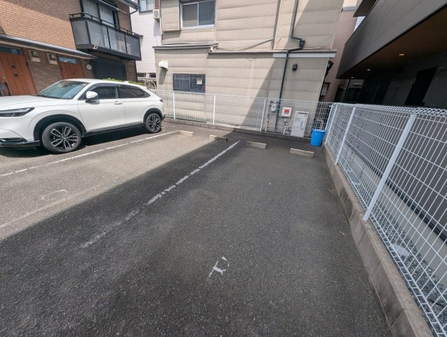 ピュアニッシモの駐車場
