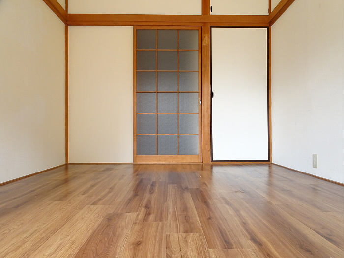 ハイフラット赤堤の居間・リビング