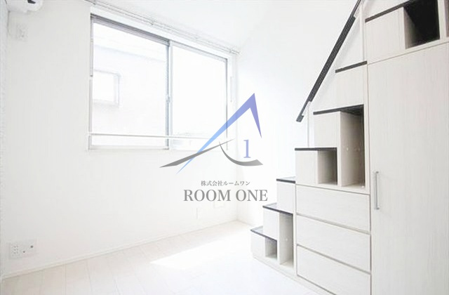 カサ・デ・アンジェラの居間・リビング|洋室のお部屋です。