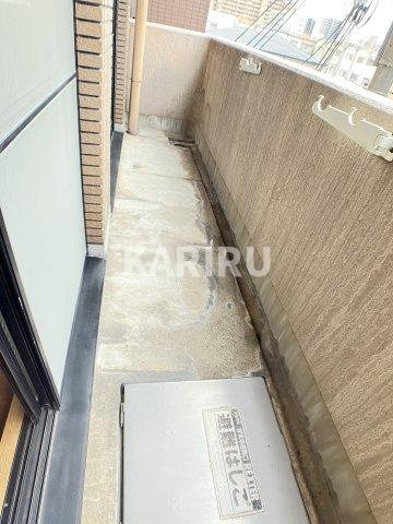 プレステージ鶴見のバルコニー