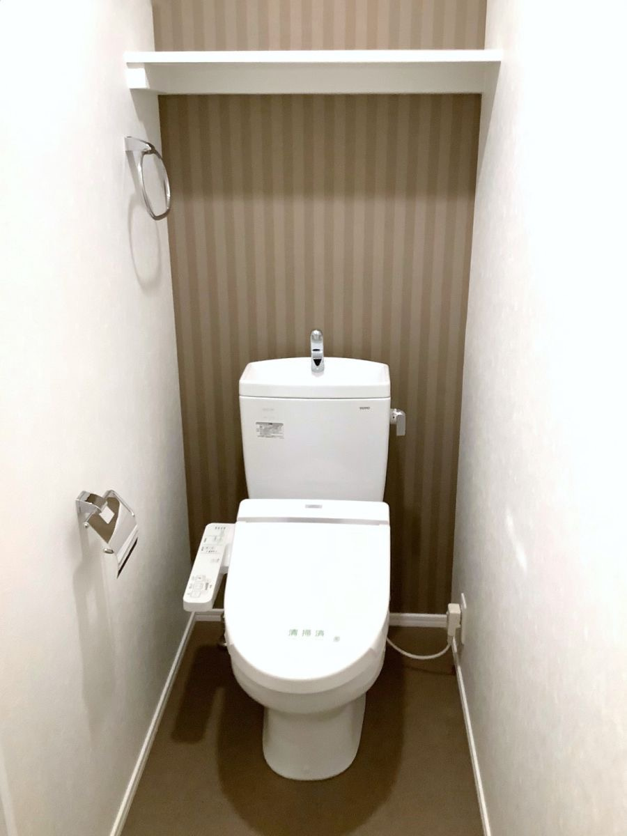 新品家具付きマンション築港本町8A(KaGood福岡)のトイレ