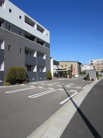 アンジュ　グリシーヌの駐車場