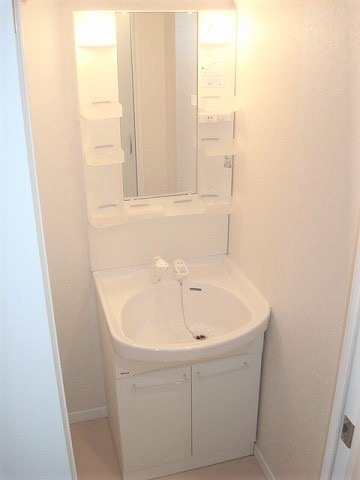 新品家具付きマンション春吉24(KaGood福岡)の洗面所