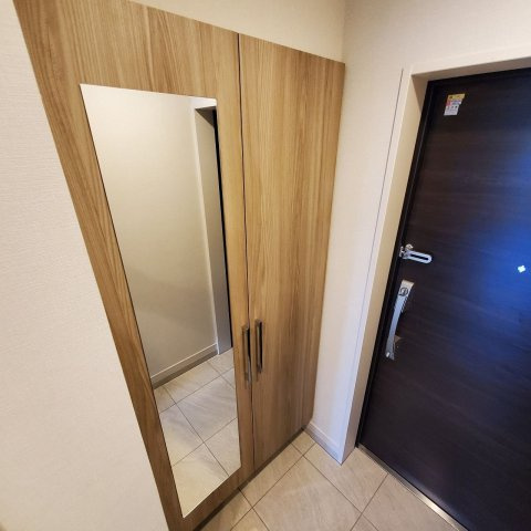 新品家具付きマンション馬出5(KaGood福岡)の玄関