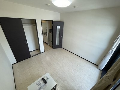 レオネクストコージーハウス赤坂の居間・リビング