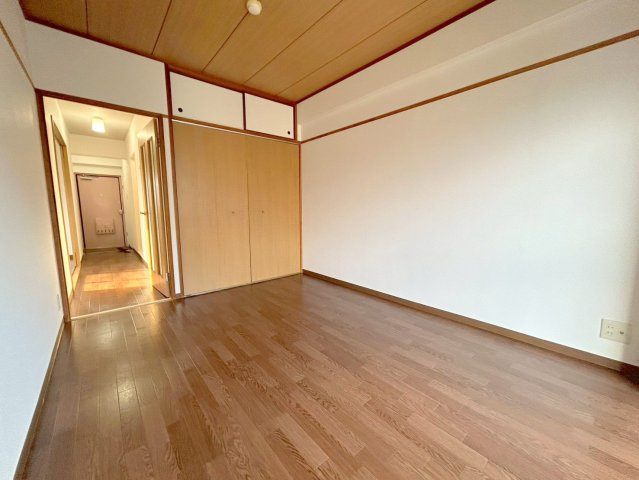 シャトー玉川第一の寝室