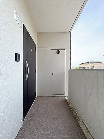 グランヒルズ猫洞の玄関