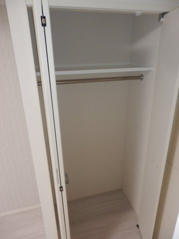 ユリカロゼAZ梅島の収納