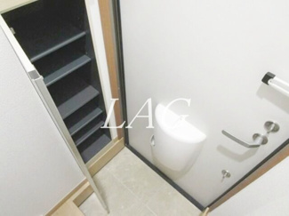 【玄関】 | フェンガリ西台 | 玄関です。