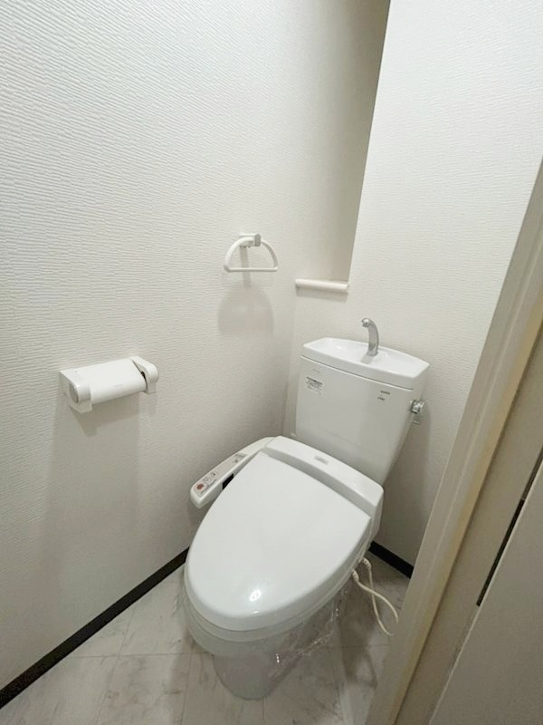 礎のトイレ