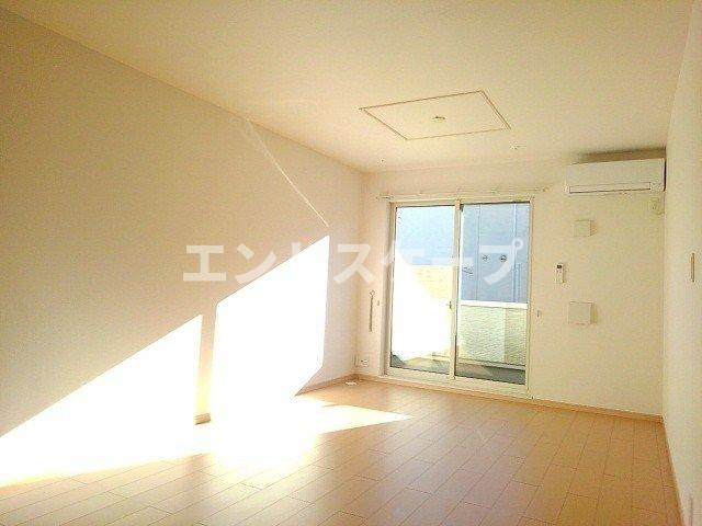 アンジュ・プレッソＢの居間・リビング|高崎、前橋のお部屋探しはエンドスケープまで！お客様の理想お聞かせ下さい♪