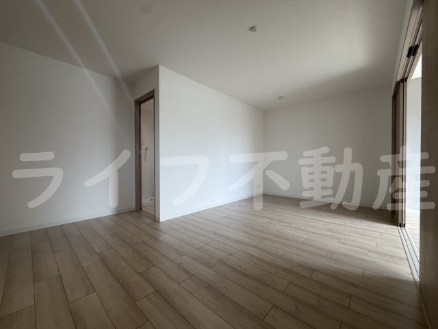 LIB HIRAOKAの内装