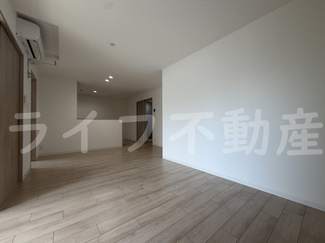 LIB HIRAOKAの居間・リビング
