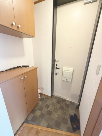 リゾ宝塚の玄関|落ち着いた玄関です