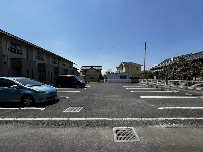ＨＩＬＬＳ　ＶＩＬＬＥ 