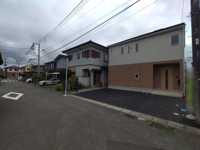 クレイドルガーデン宇都宮市野沢町第5　新築一戸建ての前面道路含む現地写真