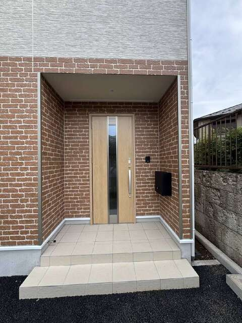 クレイドルガーデン宇都宮市野沢町第5　新築一戸建ての玄関