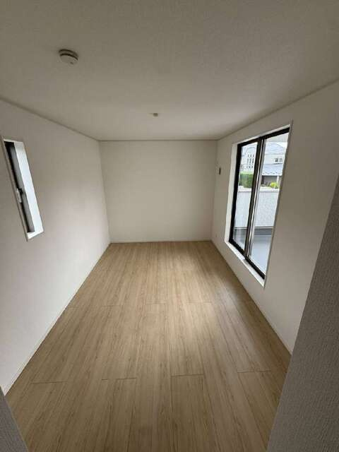 クレイドルガーデン宇都宮市野沢町第6　新築一戸建ての洋室