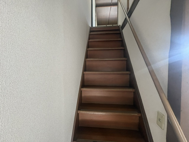 吉祥院石原南町　連棟住宅の内装