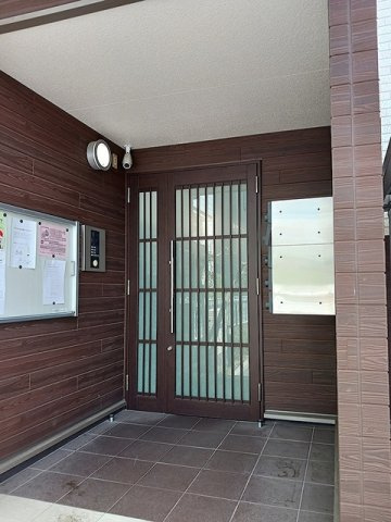 ティープラント朝日のエントランス