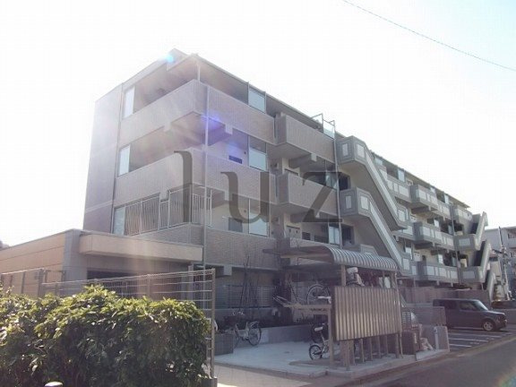 パークビュー仲町台の外観