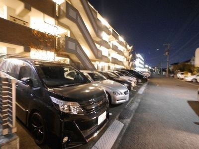 パークビュー仲町台の駐車場