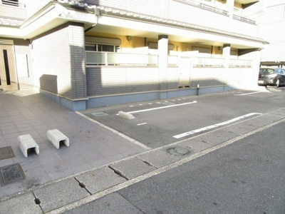【駐車場】 | プラシード鳥羽Ⅱ