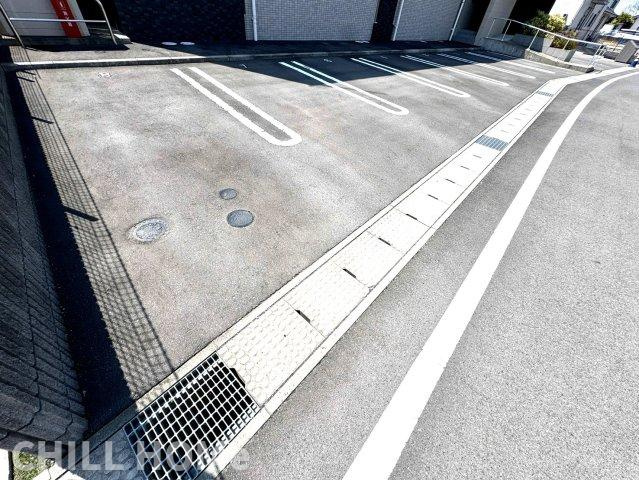 アストゥリアスの駐車場|他社様掲載物件もまとめてご紹介、ご案内可能です(^^)/