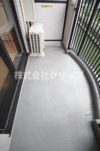パーク・ノヴァ横浜・参番館のバルコニー