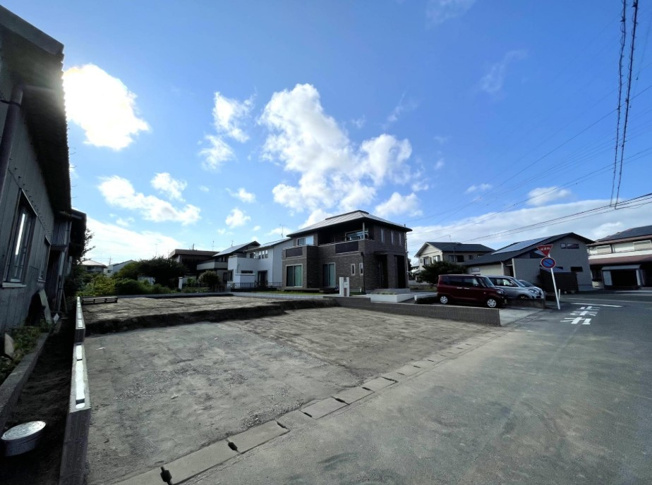 【外観】 | 浜松市中央区東若林町 新築建売 | 現在建築中の外観画像です。ご内覧は同じメーカーの完成物件へご案内いたしますので、いつでもご相談ください！