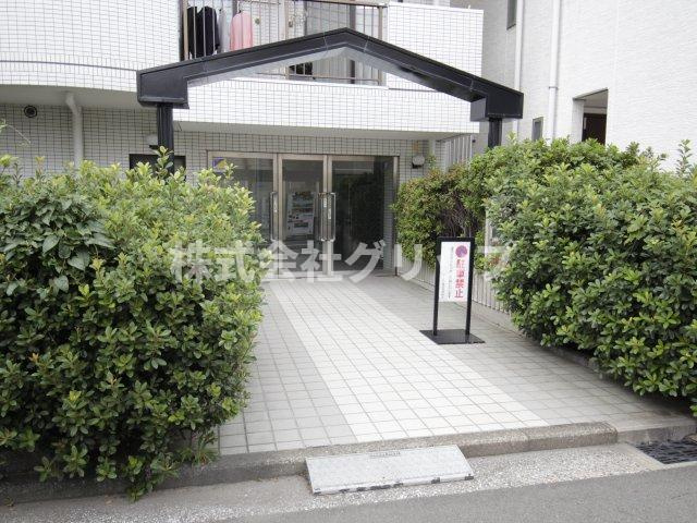 シーガル鶴見のエントランス