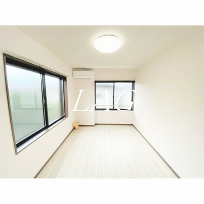 【居間・リビング】 | Flat.neo明大前 | 洋室のお部屋です。
