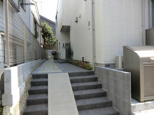 ＪＫコーポラスのエントランス