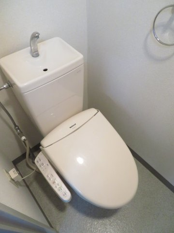 グレースコートのトイレ|温水洗浄便座付き