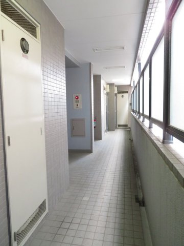 グレースコートのロビー|共用廊下
