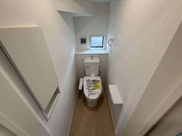 クレイドルガーデン真岡市荒町第13　新築一戸建てのトイレ