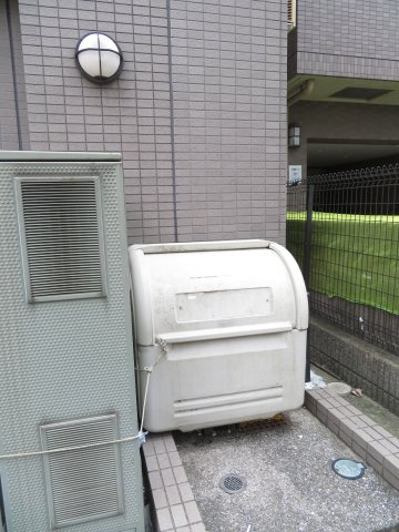 グレースコートのその他共用部分|ゴミストッカー