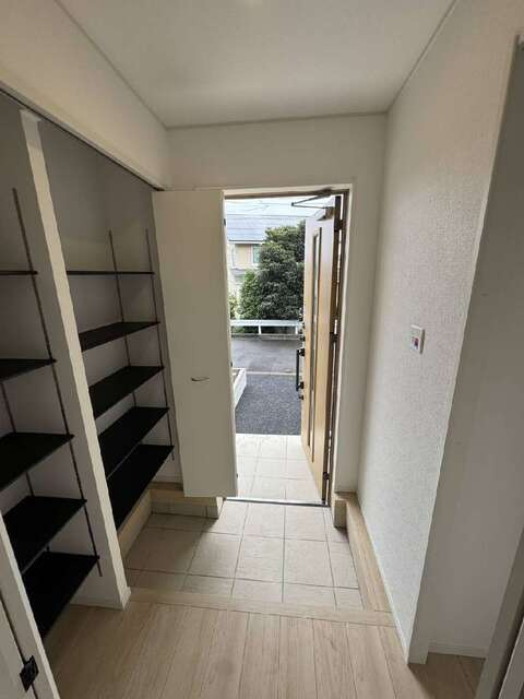 クレイドルガーデン真岡市並木町第7　新築一戸建ての玄関