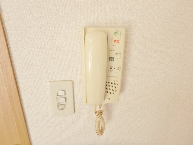インターホン