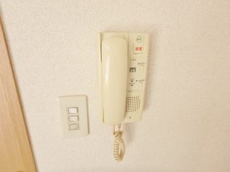 インターホン