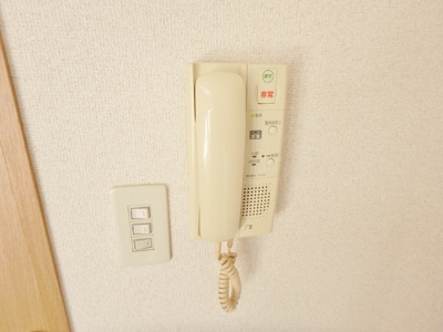 インターホン