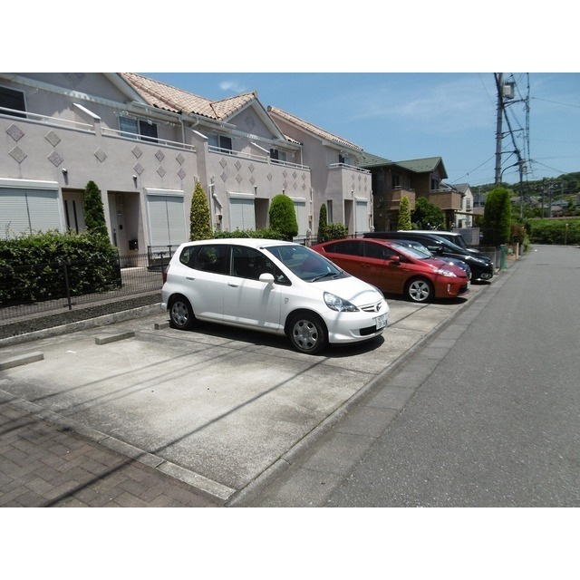 クランベリーの駐車場
