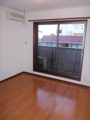 ★洋室7帖南向きの角部屋です★
