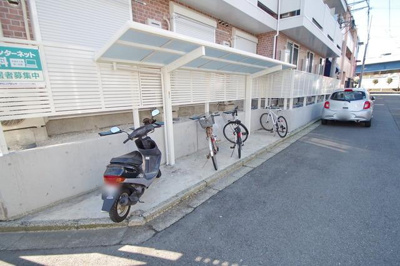 ★駐輪スペースも設けてます★